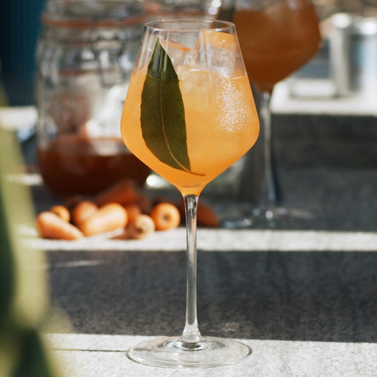 Three autumnal non-alcoholic spritzes, crafted for Everleaf